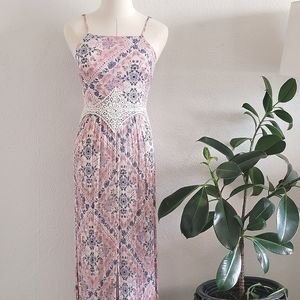 🆕️ Xhilaration Lace Cut-Out Maxi Dress